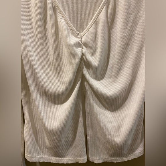 SHEIN White Long Sleeve Tee Top - Picture 4 of 5